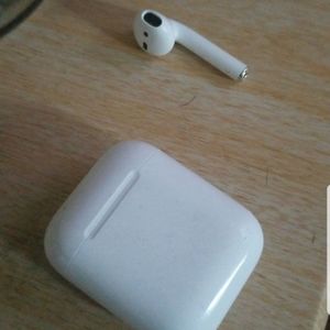 Air pod and apple watch